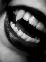 /album/fotogaleria/can-humans-sense-vampires-21511326-jpg/